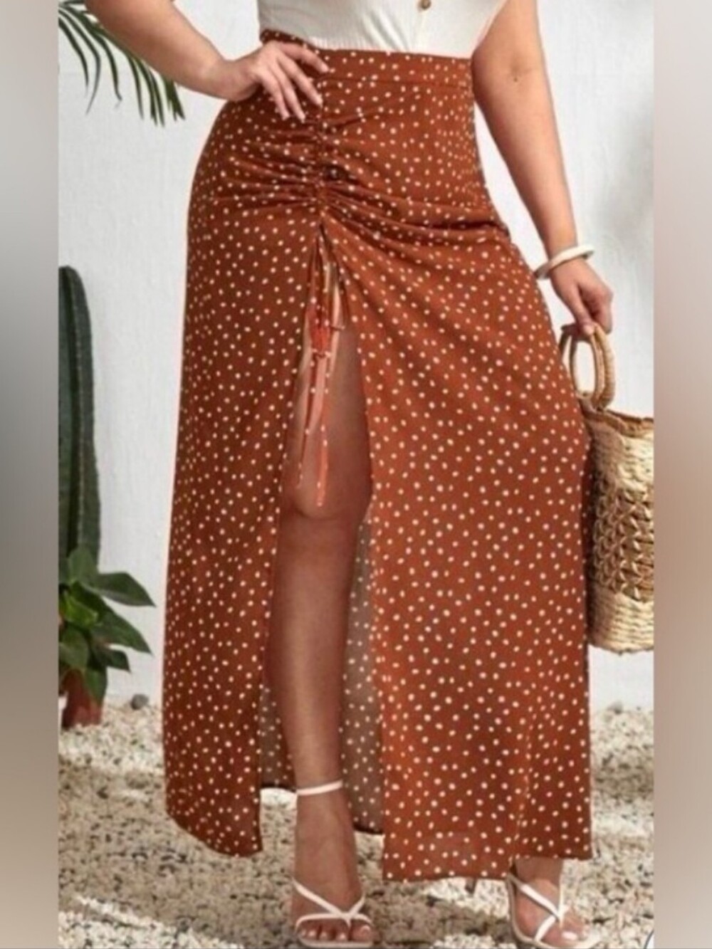 SHEIN-Polka Dot Ruched Front Maxi Skirt with High Slit 🤎🤍 (3XL)